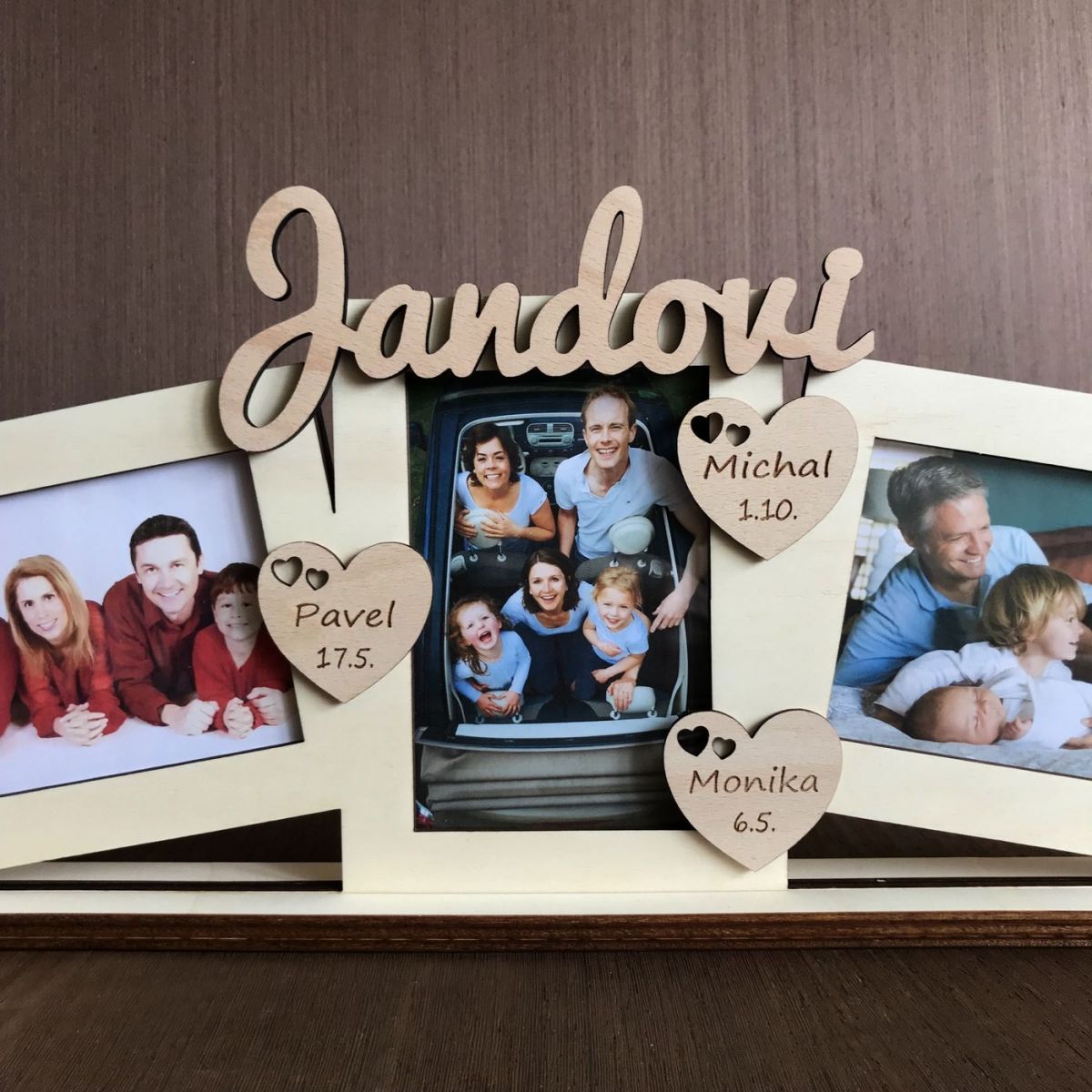 Rodinný rámeček na fotky se jmény a daty